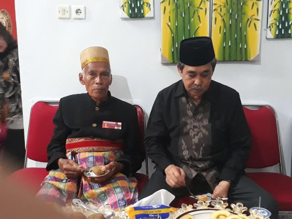 Dollah Mando Disebut Pemimpin yang Merakyat