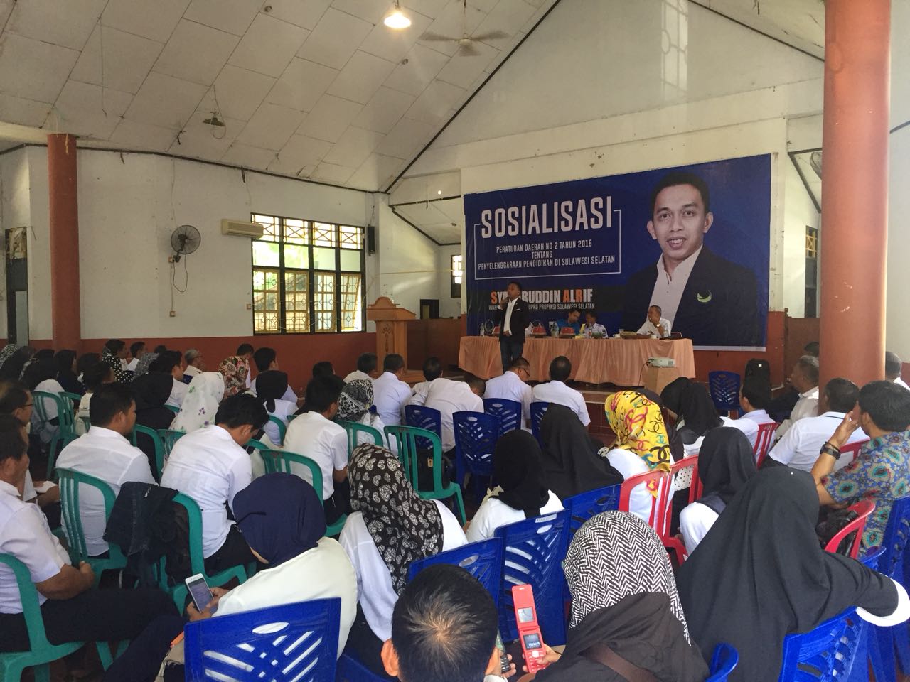 Legislator Sulsel Janji Sejahterahkan Guru