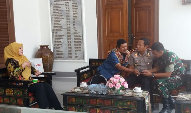 Bupati Soppeng Boyong Pejabatnya ke Pandeglang, Ini yang Dilakukan