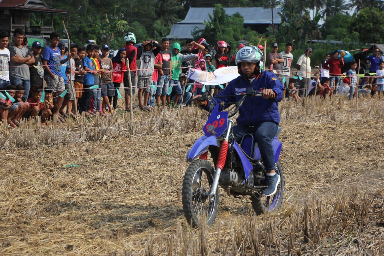 Wakil Ketua DPRD Sulsel Buka Kejuaraan Motor Taxi di Sidrap