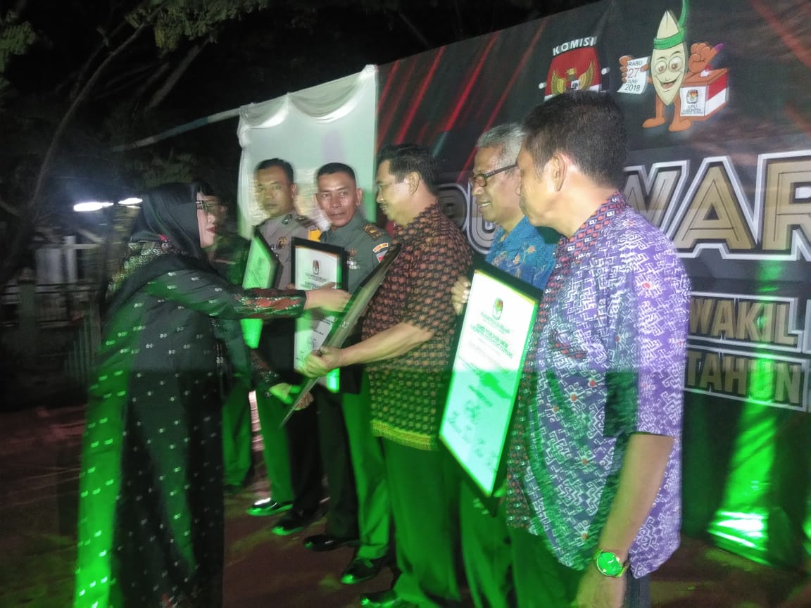 KPU Sidrap Reward Mitra-mitra Kerjanya. Berikut Ini Nominator dan Juaranya…