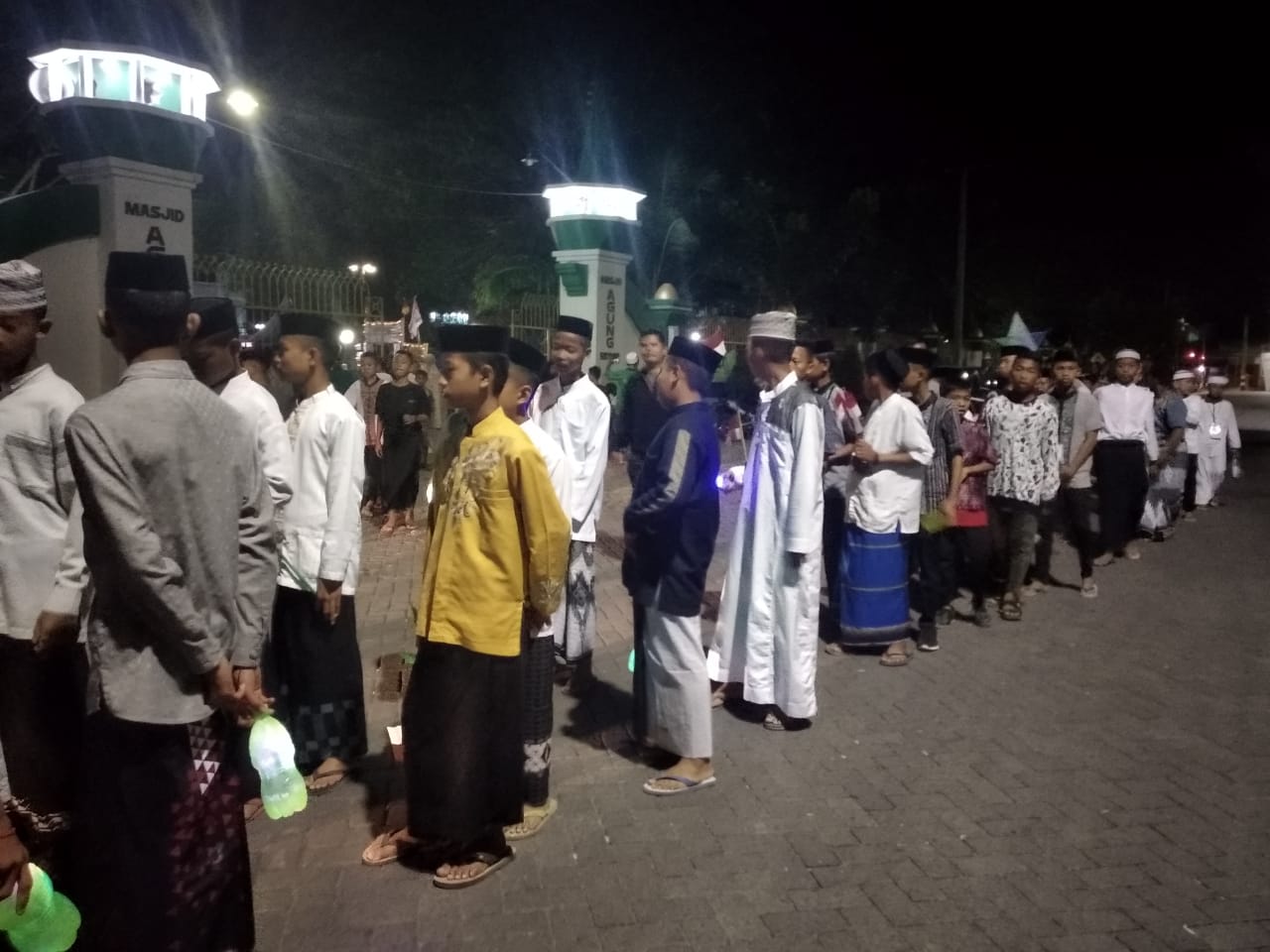 Pawai Akbar Warnai Hari Santri Nasional di Sidrap