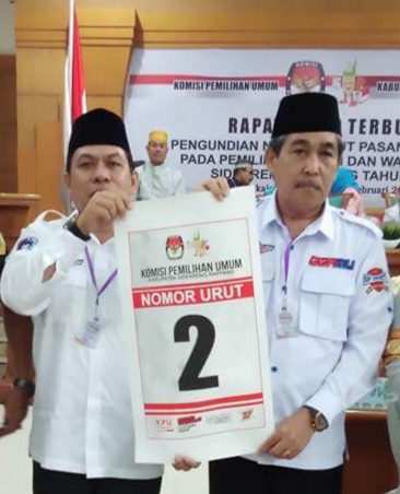 Desember, Dollah Mando – Mahmud Yusuf Resmi Didefinitifkan Bupati