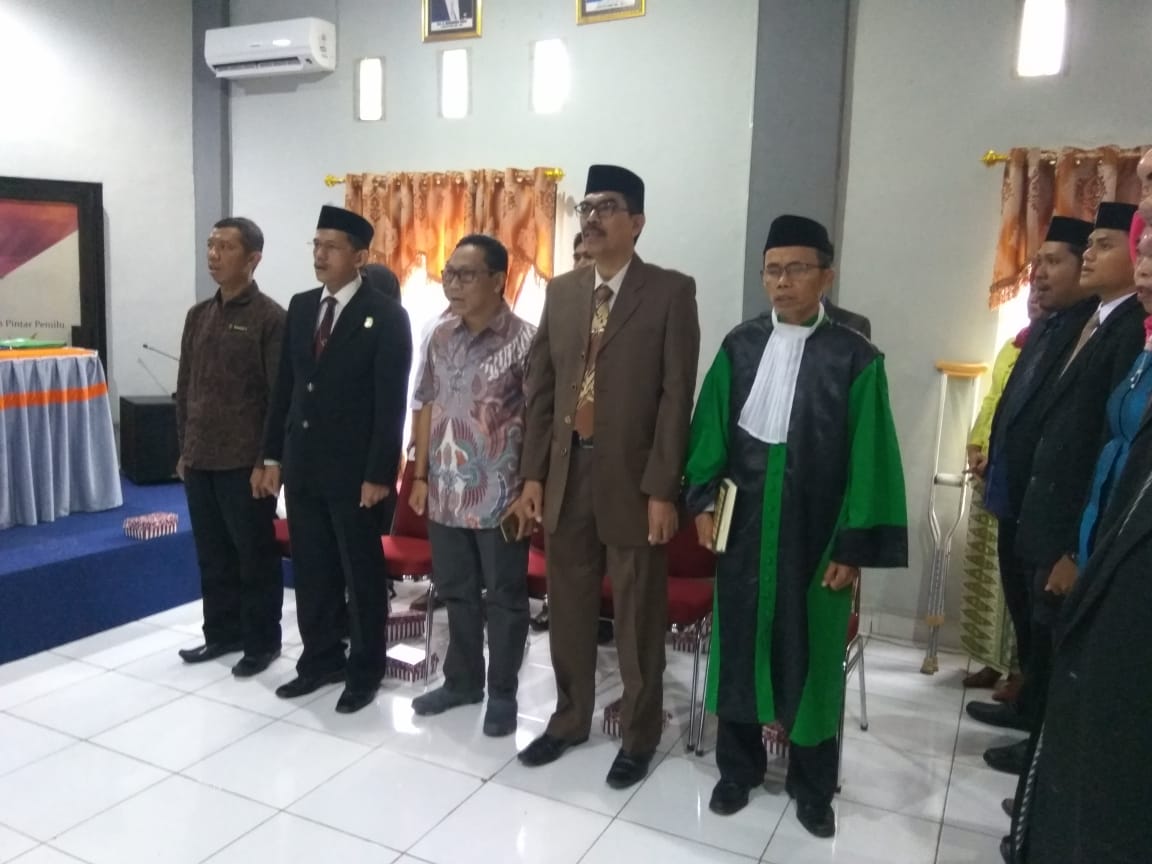 Hadapi Pemilu 2019, Komisioner KPU Soppeng Lantik PPK dan PPS