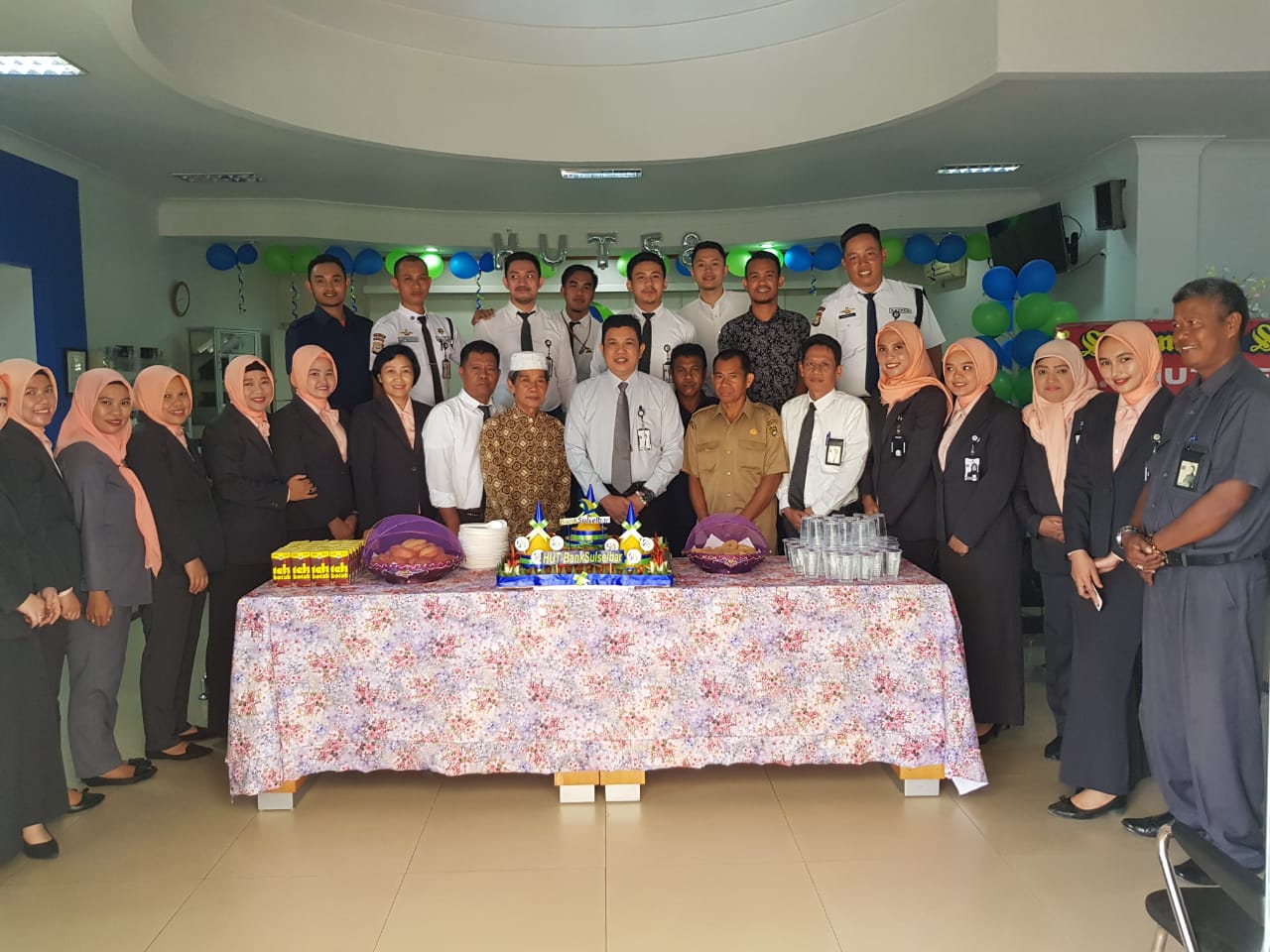 Bank Sulselbar Milad ke-58. Pemkab Sidrap dan Rekanan beri Ucapan… 