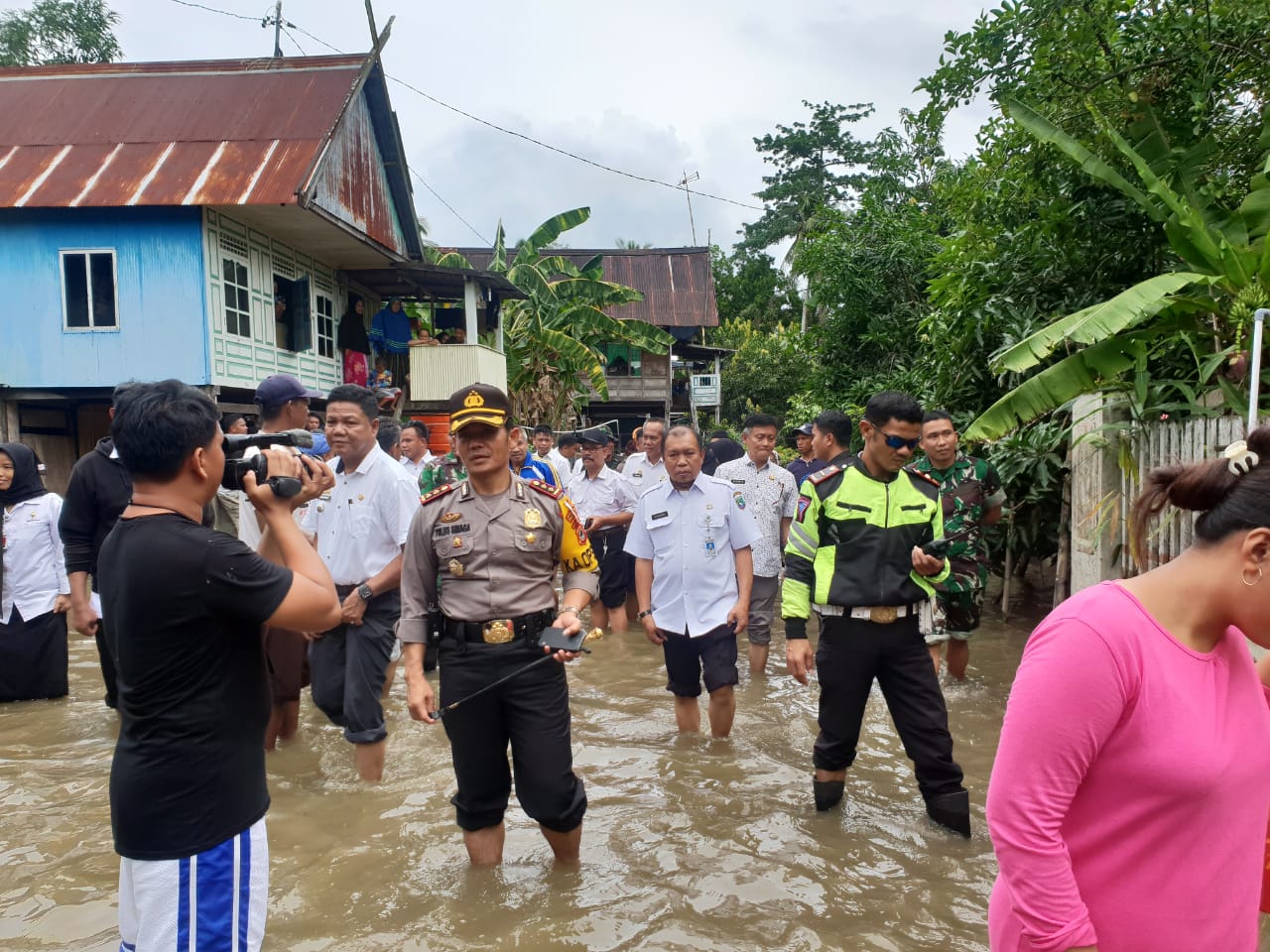 Ucapkan Belasungkawa, Kapolres dan Forkopimda Pangkep Sambangi Rumah Korban Tenggelam