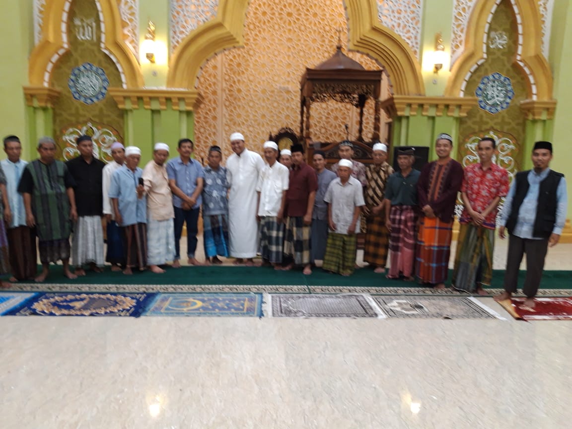 Kapolsek Mandalle Hadiri Kajian Islam Di Masjid Kamalul Yaqin