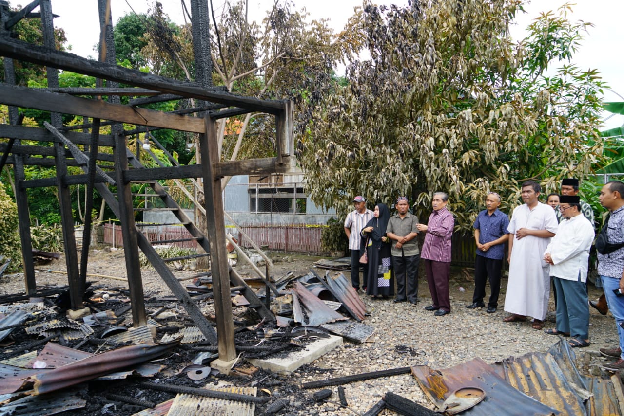 Bupati Sidrap Berempati, Kunjungi Lokasi Kebakaran di Rappang