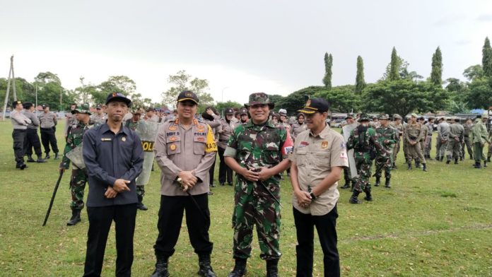 Di Waduk Ompo, Simulasi Latihan PAM Pemilu 2019 Aparat Gabungan Soppeng Dihelat