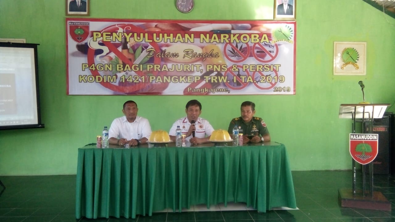 Sinerjitas TNI-POLRI, Satresnarkoba Gelar Penyuluhan Narkoba di Kodim Pangkep