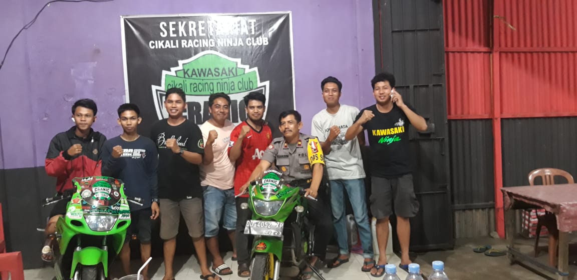 Kapolsek Mandalle Res Pangkep Datangi Komunitas Club Motor, Begini Pencerahannya…