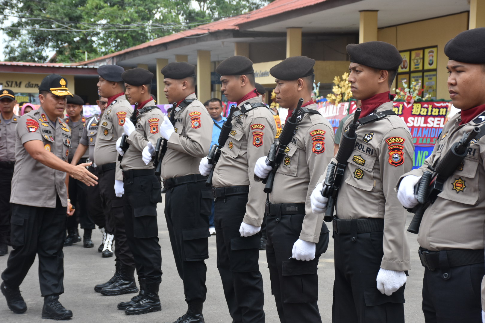 Ratusan Polisi Siap Amankan 889 TPS di Sidrap