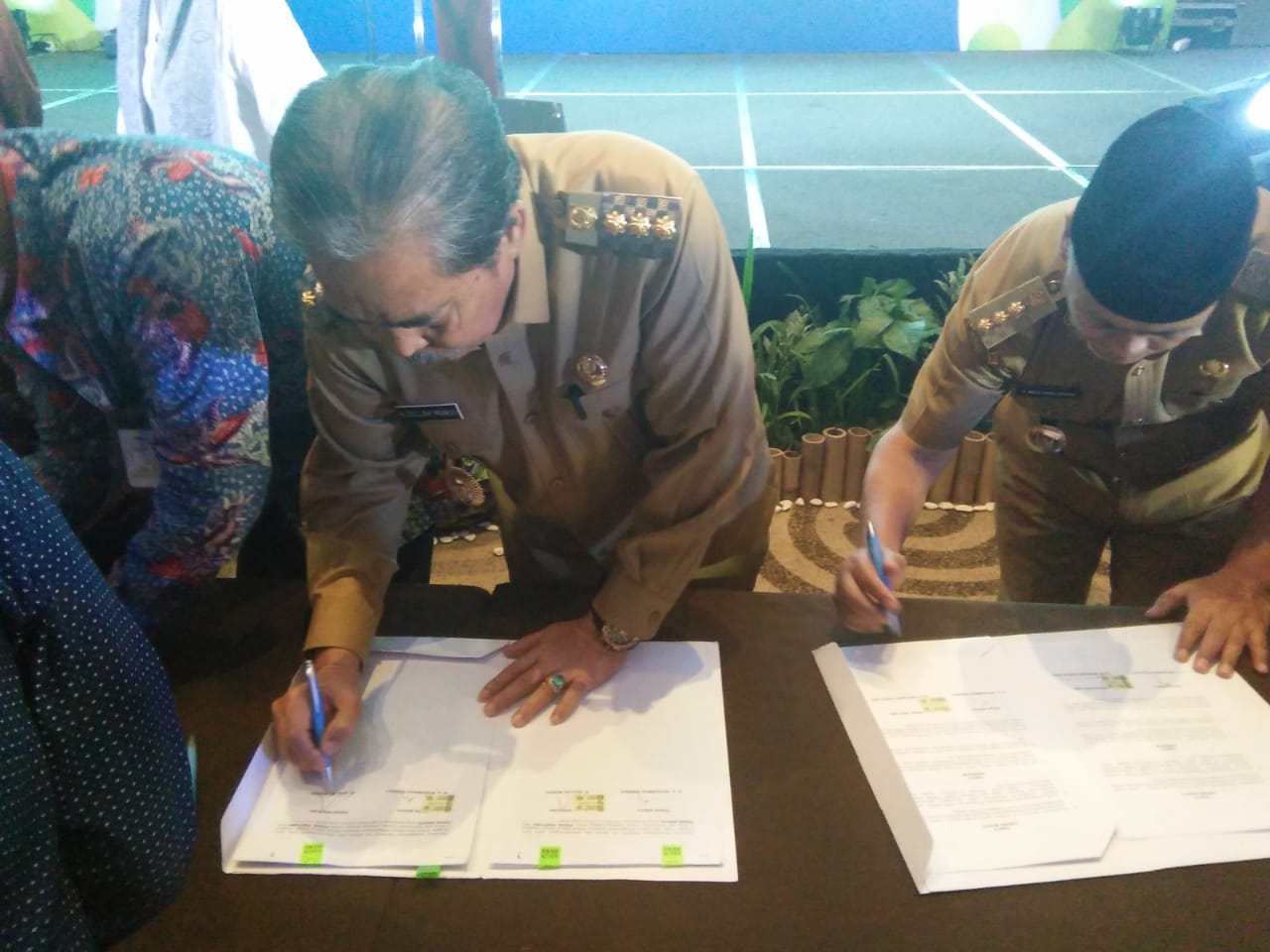 Disaksikan KPK, Bupati Sidrap Teken MoU Bersama Bank Sulselbar dan BPN