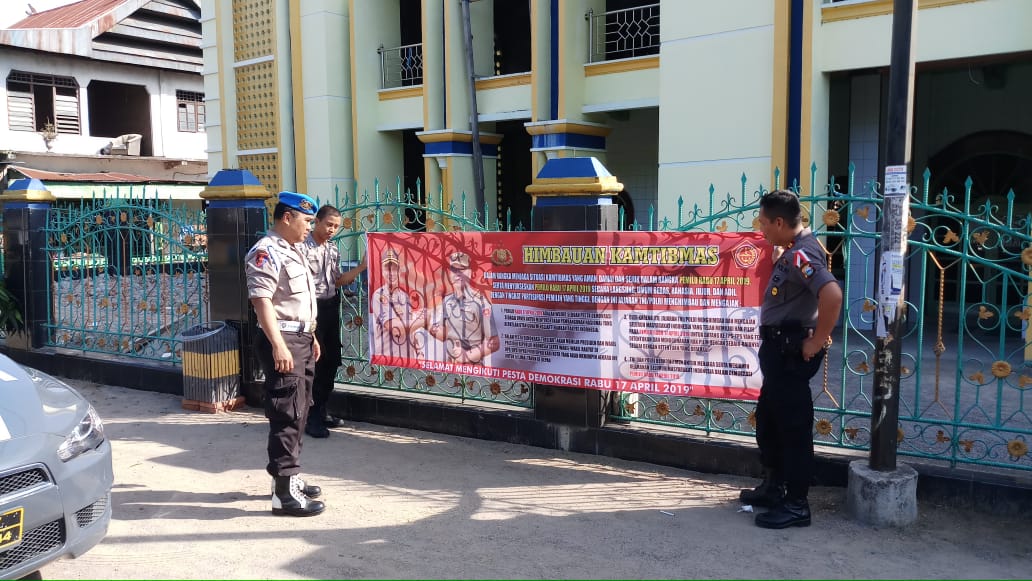 Jelang Pemilu, Polres Sidrap Sebar Spanduk Kamtibmas