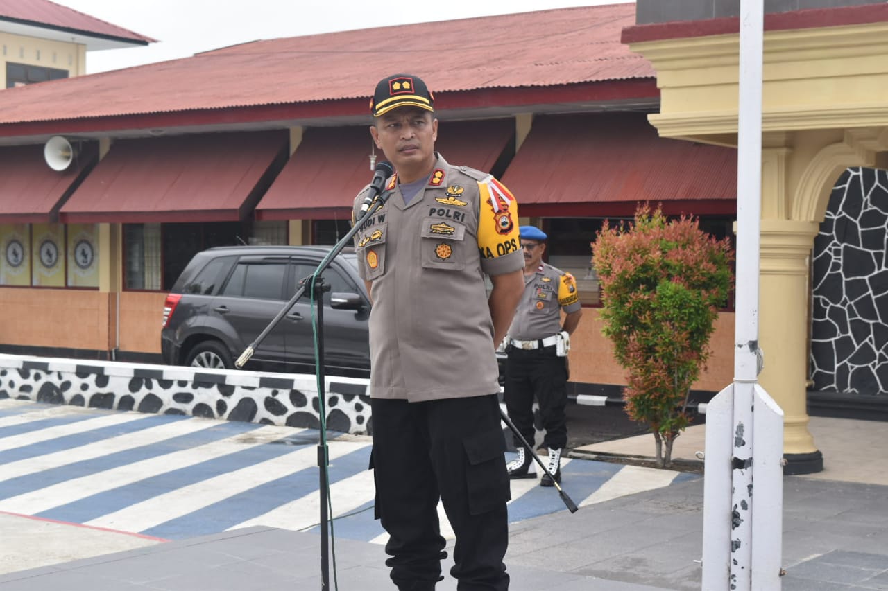 Kapolres Sidrap Pimpin Apel Pergeseran Pasukan ke TPS