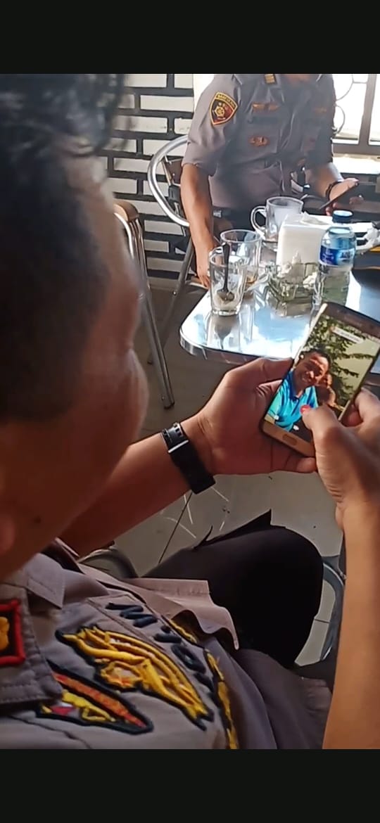 Kapolres Sidrap Video Call dengan Tukul Arwana. Ternyata, Punya Hubungan Emosional Deh…