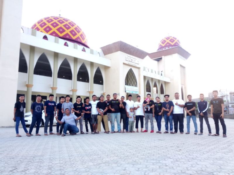 Momen Ramadhan Dimanfaatkan KIDC Sidrap with Dapoer Ceper Berbagi Sesama