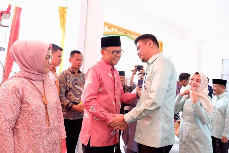 Dihadiri 24 Kepala Daerah di Open House Kedua, Gubernur Sulsel Terharu