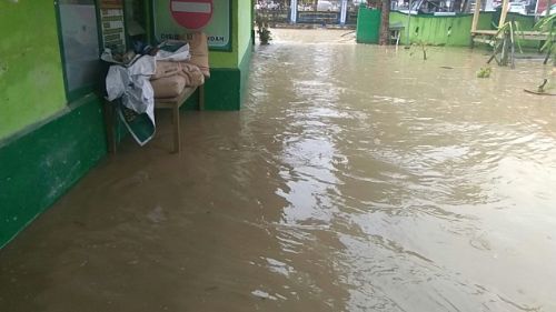 Bencana Banjir Landa Beberapa Wilayah di Sidrap. Ini Daerah yang Terendam Air Bah…