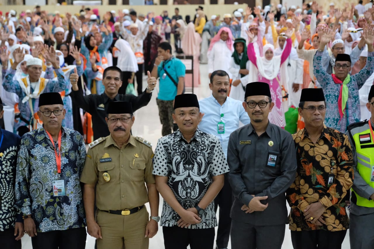 Wabup Gowa Terima Kedatangan Jamaah Haji Kloter 22