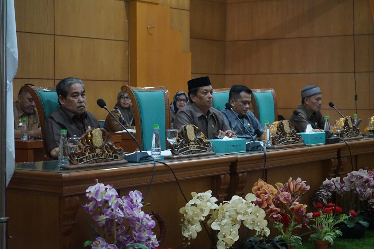 Fraksi DPRD Sidrap Sepakat Tiga Ranperda Di Bahas Lebih Lanjut