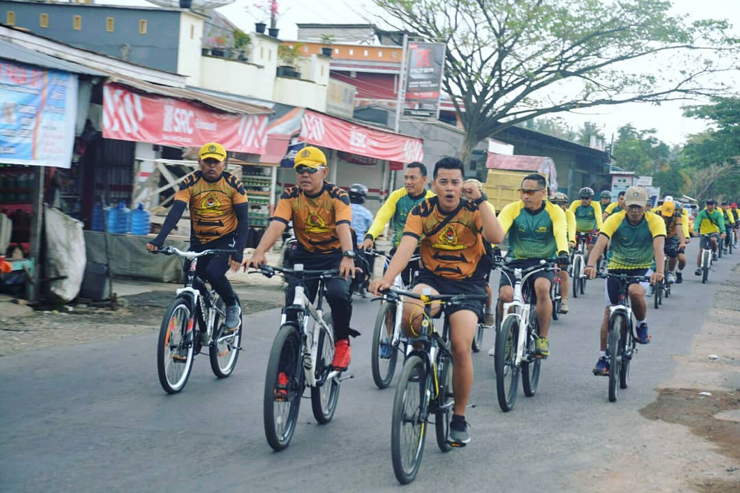 Personil Makorem 141 Toddopuli Gelar Sepeda Santai