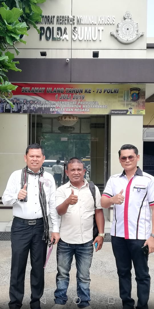 Ketua HBB Lamsiang Sitompul dan Pengacara HBB Dampingi Pemeriksaan Penyelam Ke Polda Sumut