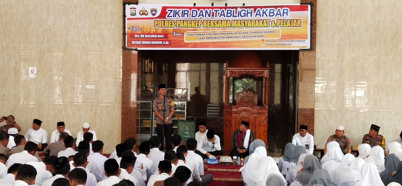 Ini Pesan Kapolres Pangkep Saat Zikir dan Tabliq Akbar Dihadapan Generasi Millenial