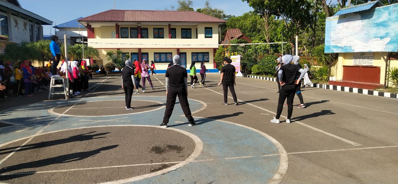 Ciptakan Suasana Sejuk Jelang Pelantikan Presiden, Bhayangkari Pangkep Gelar Kejuaraan Voli