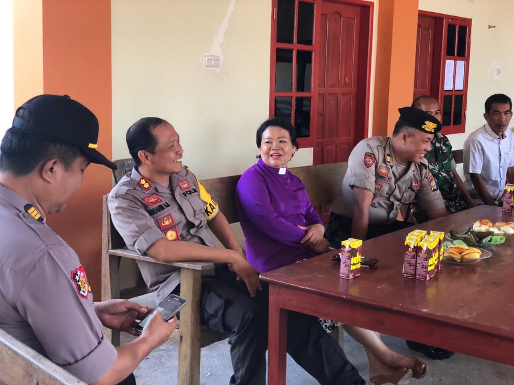 Pastikan Keamanan Tetap Kondusif, Kapolres Enrekang Kunjungi Sejumlah Gereja