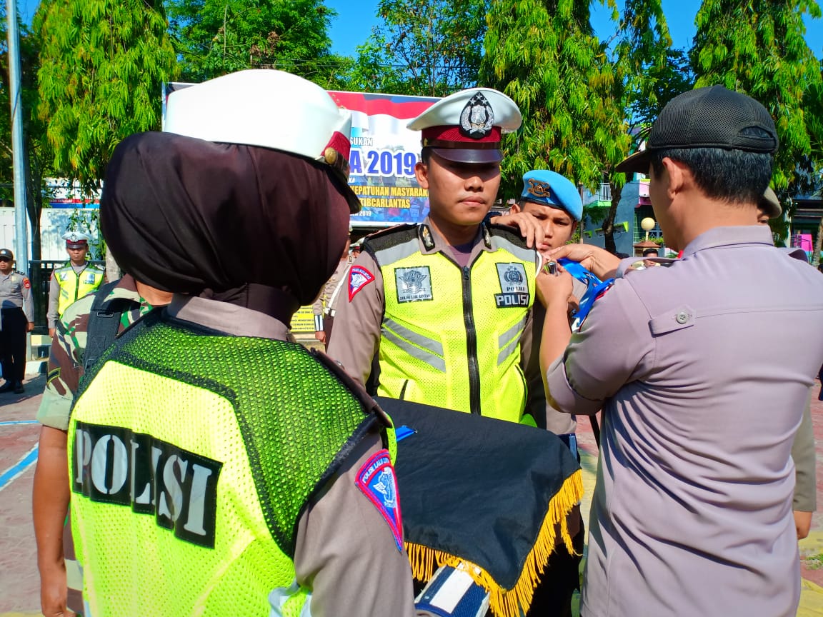 Kapolres Enrekang Pimpin Apel Gelar Pasukan Operasi Zebra 2019