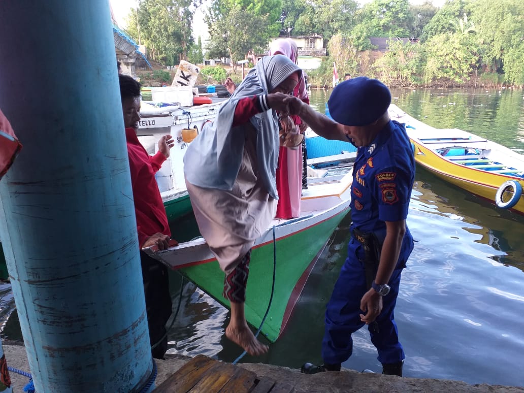 Cuaca Ekstrem, Satuan Polairud Rutin Imbau Nelayan Berhati-hati Melaut