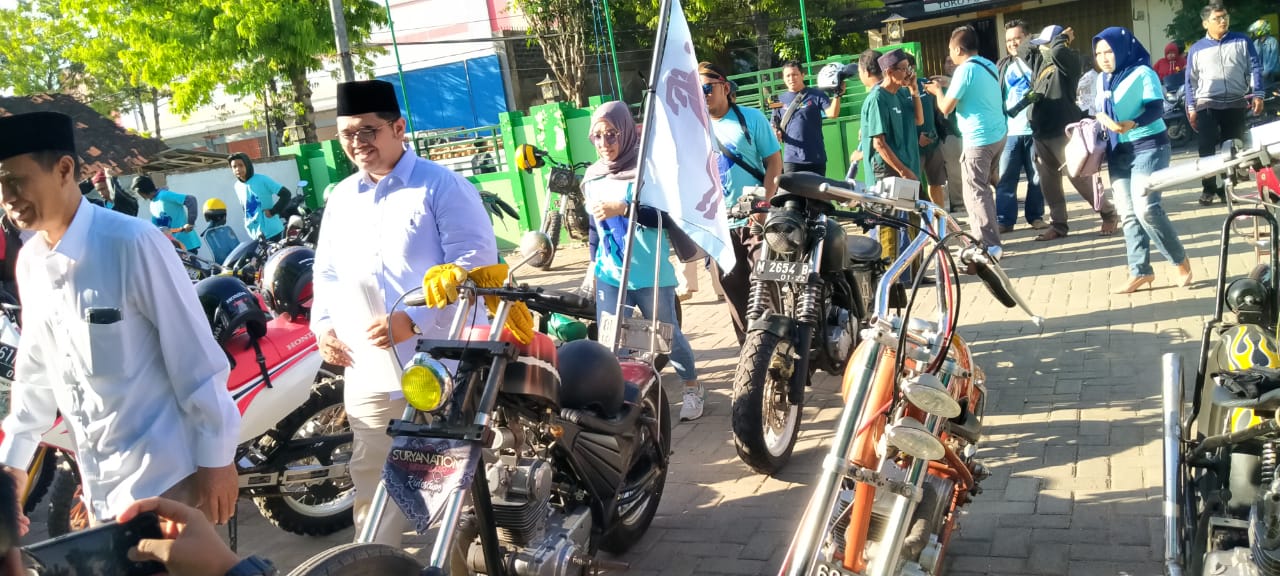 Pastikan Diri Maju Di Pilkada Sumenep, Achmad Yunus Kembalikan Berkas Pencalonan