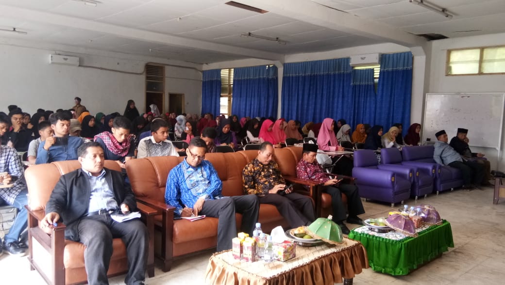 STKIP Muhammadiyah Enrekang Hadirkan Dekan Unismuh Makassar