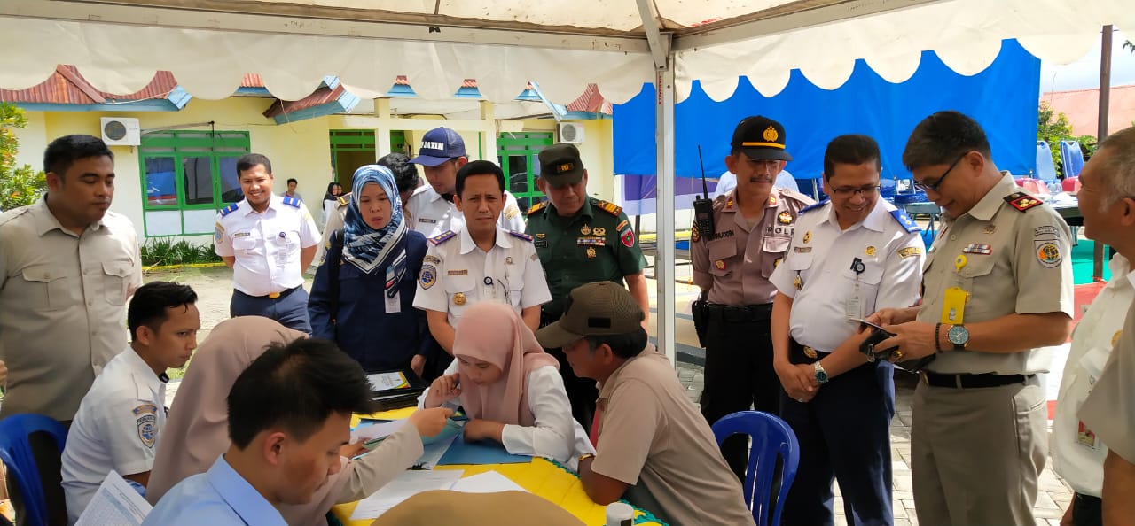 Sinergitas TNI Polri Kawal Pembayaran Uang Ganti Rugi Jalur Kereta Api Tahap III