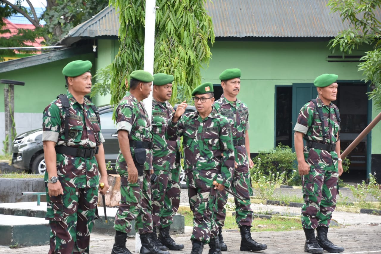 Apel Siaga Malam Pergantian Tahun Personil Balakrem Korem 141 Toddopuli