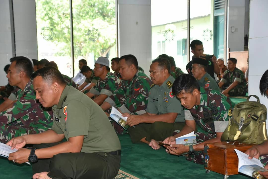 Agar Tetap Kondusif, Personil Makorem Istiqomah dengan Doa Bersama