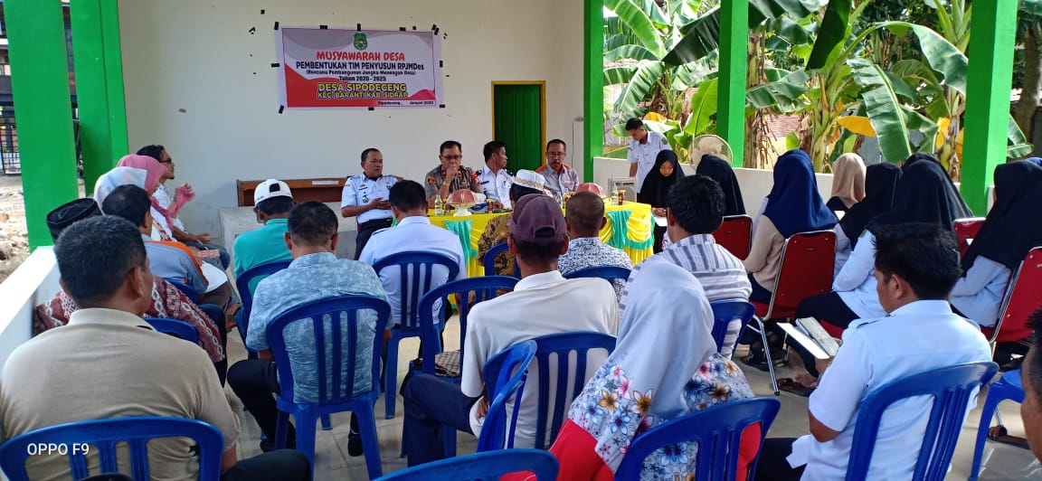 Kapolsek Baranti Polres Sidrap hadiri Rapat Pembentukan Tim Penyusun RPJM Desa 2020-2025