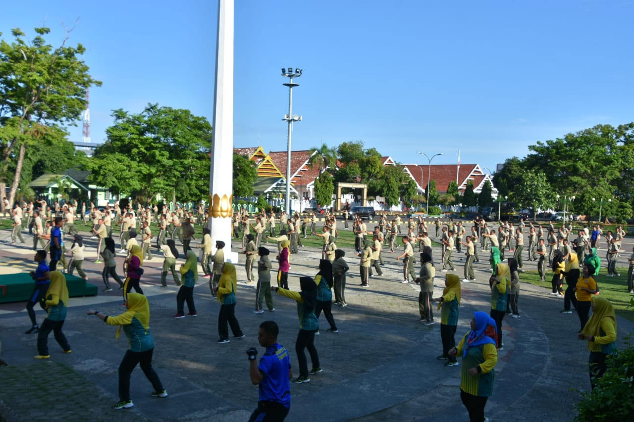 Apel Plus SBC Giat Rutin Personil Makorem 141 Toddopuli