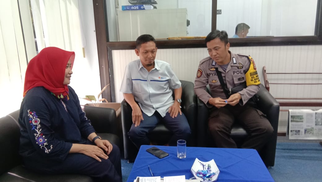 Sambangi Staf BRI Sidrap, Bripka Apyadi Ajak Bersinergi Dalam Harkamtibmas