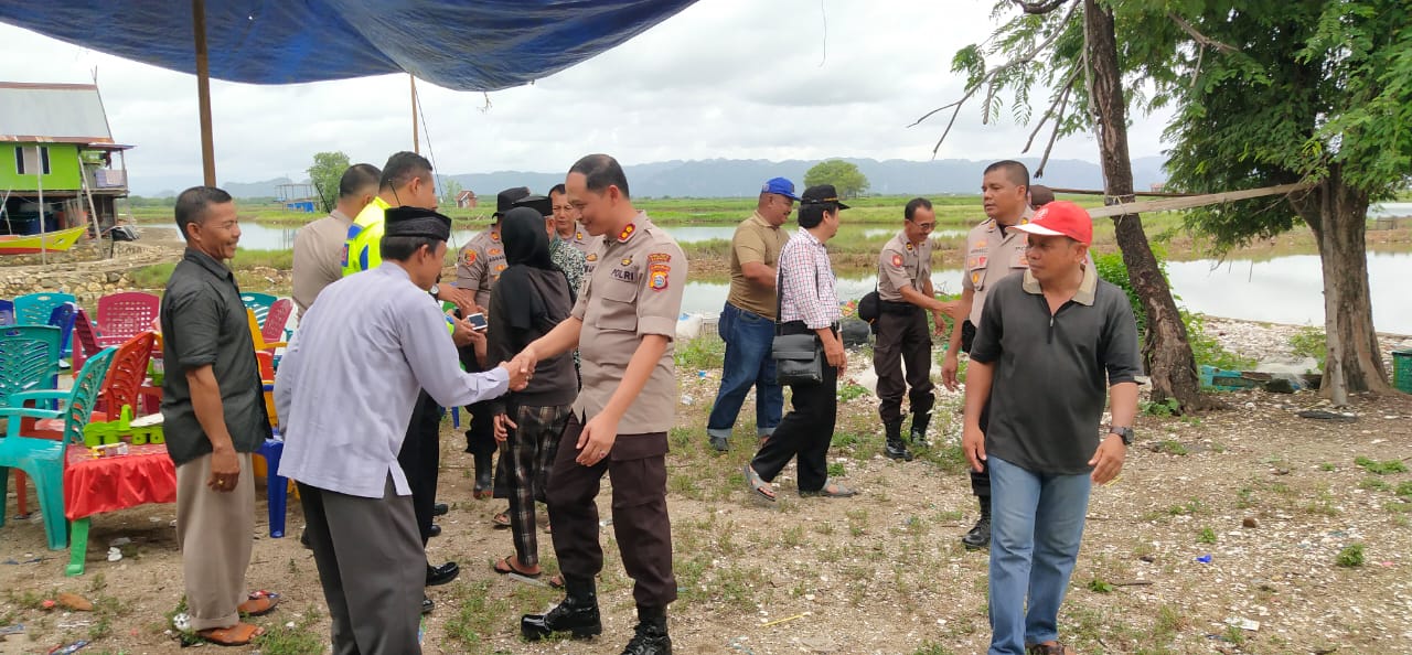 Kapolres Pertama yang Kunjungi Kampung Pandang Lau, Masyarakat Pesisir Sangat Bersyukur Kedatangan AKBP Ibrahim Aji