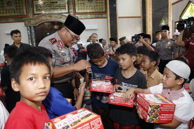 Jumat Barokah, Kapolda Sumut Sampaikan Pesan Kamtibmas Di Masjid Pahlawan Muslimin Teladan Barat