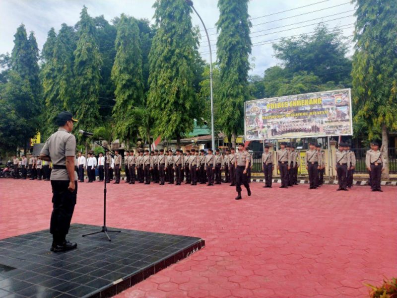 Kapolres Enrekang Pimpin Upacara Pelepasan Siswa Latja SPN Polda Sulsel