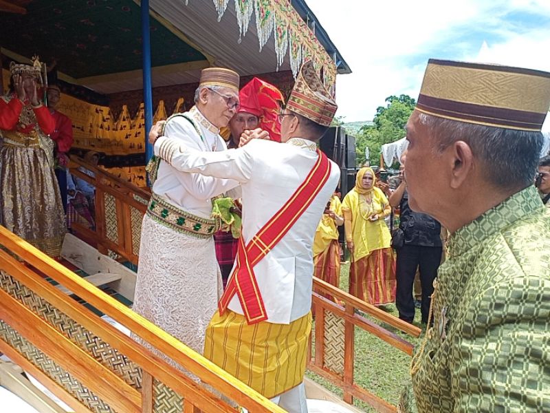 Addatuang Sidenreng ke-25 Terima Penghargaan Kehormatan YMP Raja-Raja dari MAKN