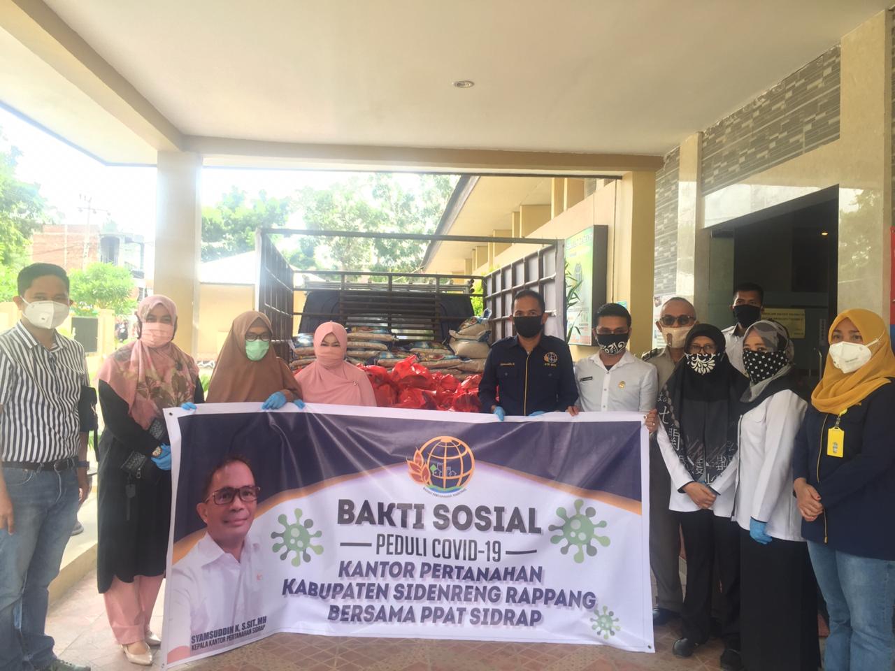 Peduli Wabah Covid-19, BPN Ajak PPAT Sidrap Santuni Warga Kaum Dhuafa