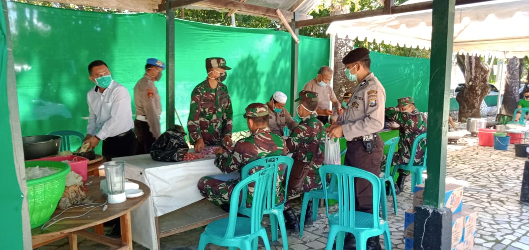 Bantu Masyarakat yang Terdampak Covid-19, Polres Pangkep Bersama Kodim Siapkan Dapur Umum