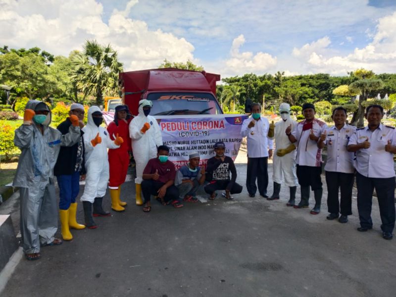 Bantu Percepat Penanganan Pandemi Corona, Relawan Panca Rijang Serahkan 120 Liter Disinfektan