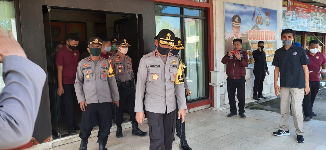 Tinjau Pos Ketupat, Kapolda Sulsel Sempatkan Mampir di Polres Pangkep