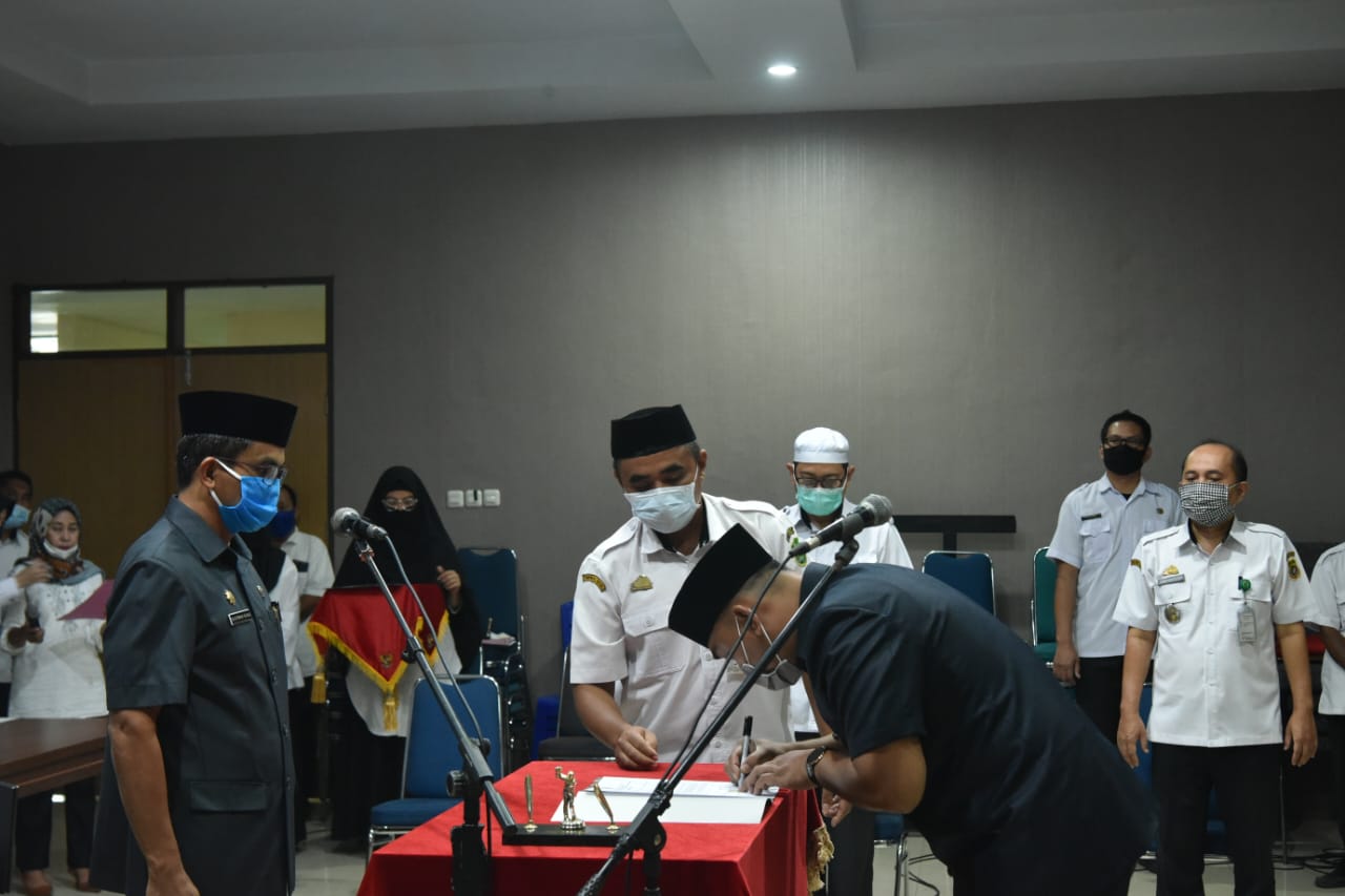 Lama Lowong, Kini Jabatan Sekretaris Bapenda Sidrap Sudah Terisi