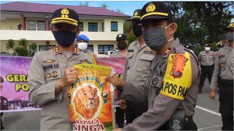 Polri Peduli Covid-19, Kapolres Pangkep Serahkan Beras 10 Ton Secara Simbolis